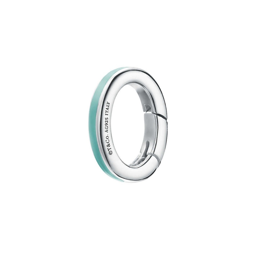 Tiffany & Co Clasping Link BLUE
ENAMEL & STERLING SILVER.